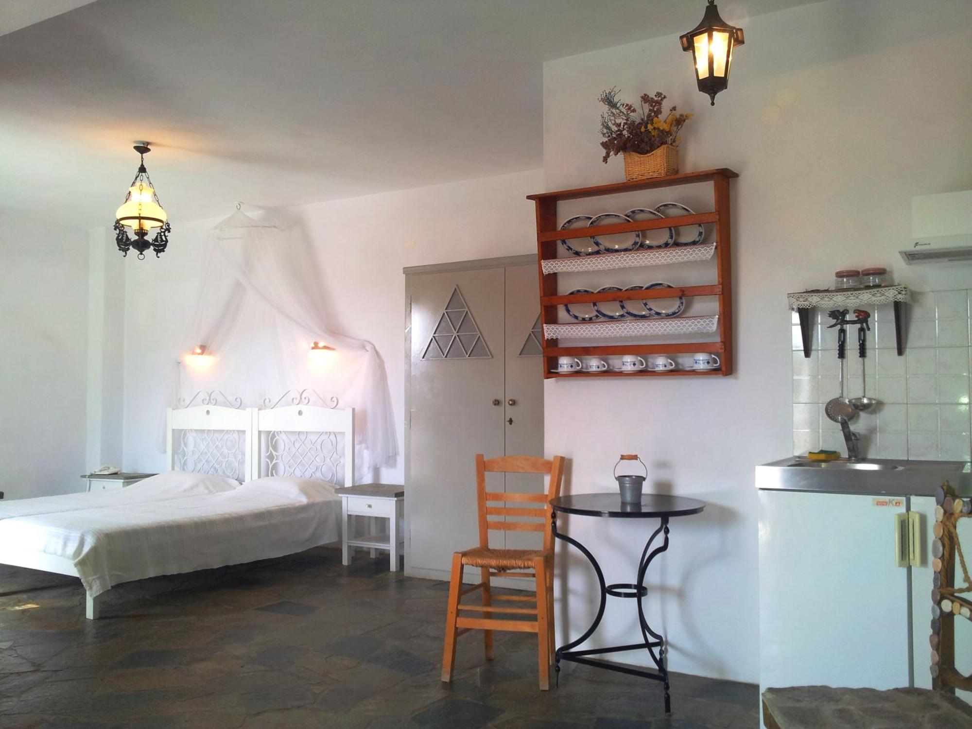 Ostria Studios Platis Gialos  Номер фото